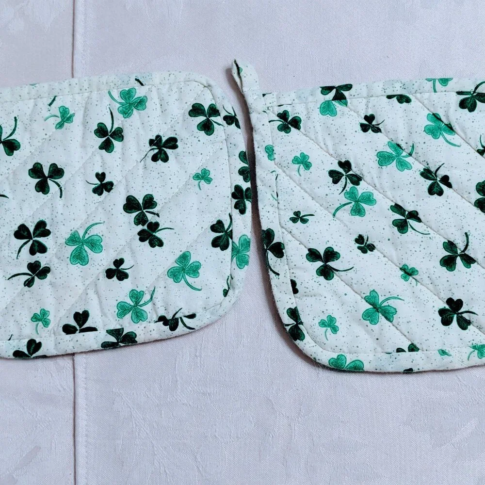 VTG Lot of 10 St. Patrick’s Day Kitchen Linens/Apron Dunroven & NOS Kendall